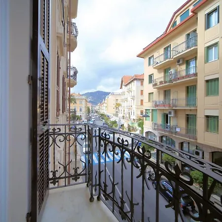 Apartman Hanbury 10 Alassio